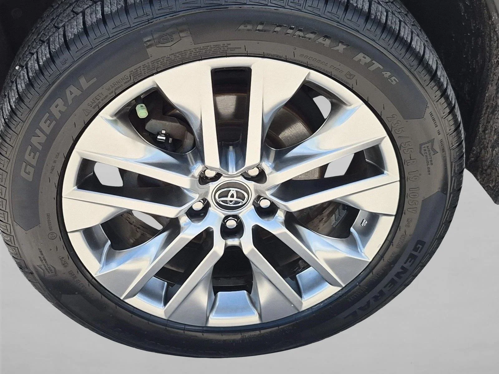 Used 2020 Silver Sky Metallic Toyota Limited image 24