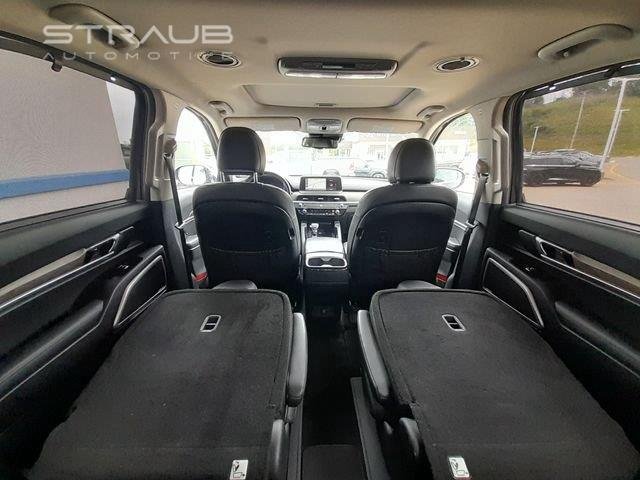 Used 2020 Ebony Black Kia EX image 51
