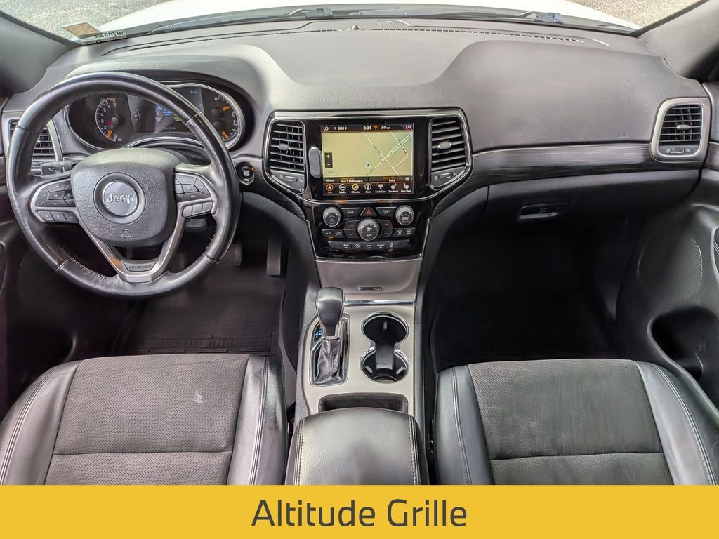Used 2021 White Jeep Laredo X image 27