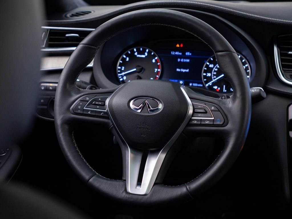 Used 2019 Black Obsidian INFINITI ESSENTIAL image 12