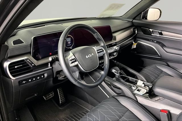 Used 2025 Gray Kia SX-Prestige X-Line image 16