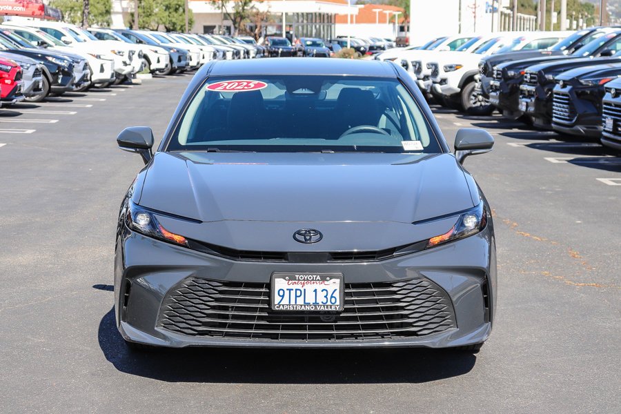 Certified Used 2025  Toyota LE image 3