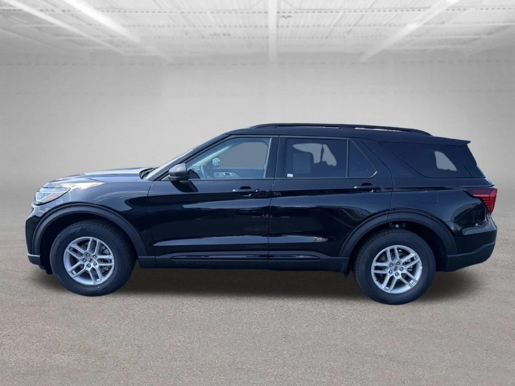 New 2026 Black Ford Active image 8