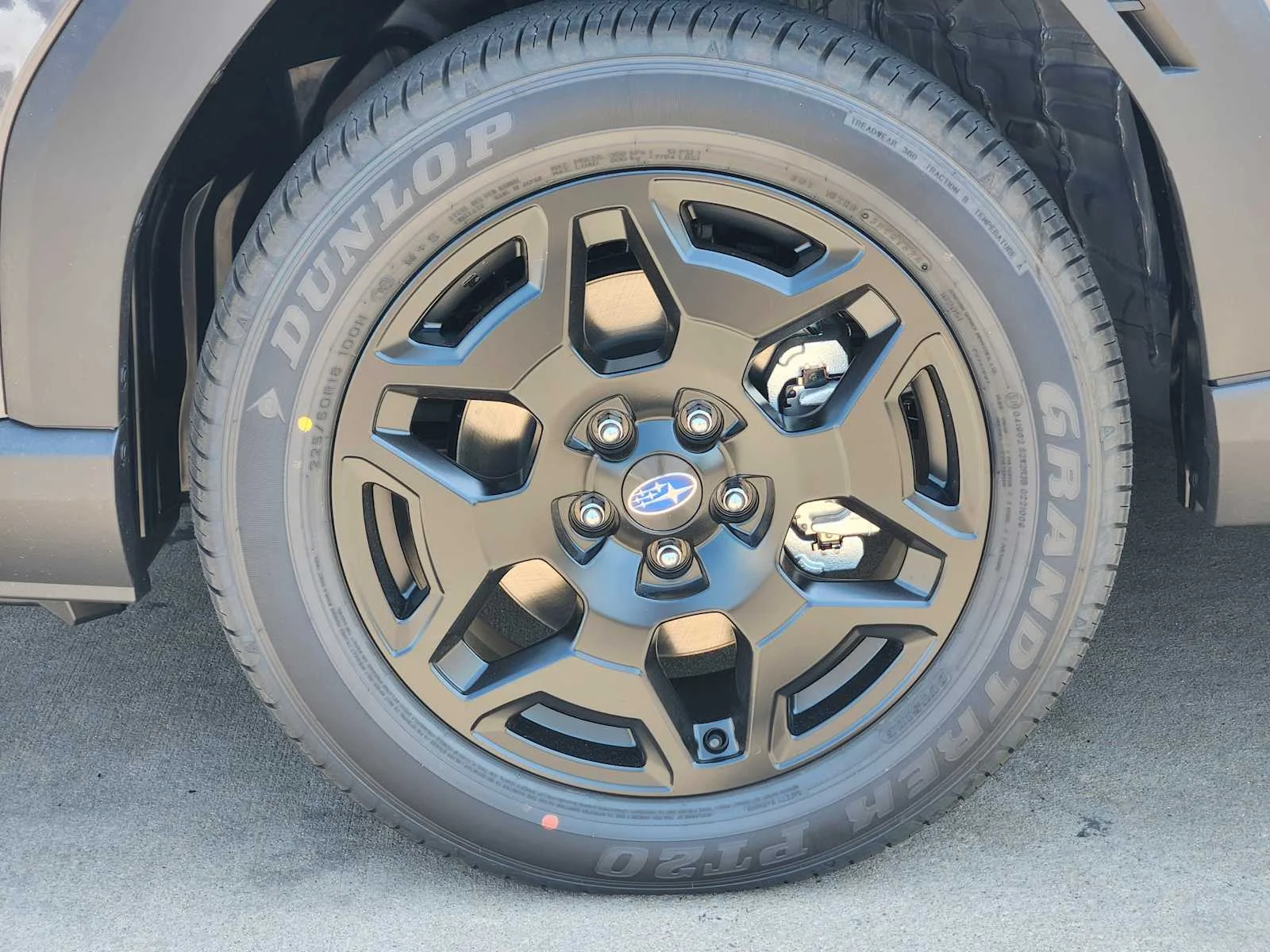 New 2026 MAGNETITE GRAY METALLIC Subaru Limited image 7