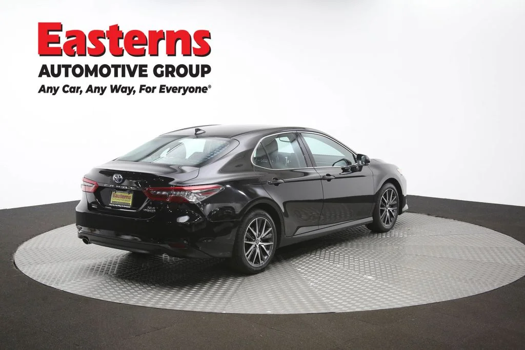 Used 2022 Black Toyota XLE image 40