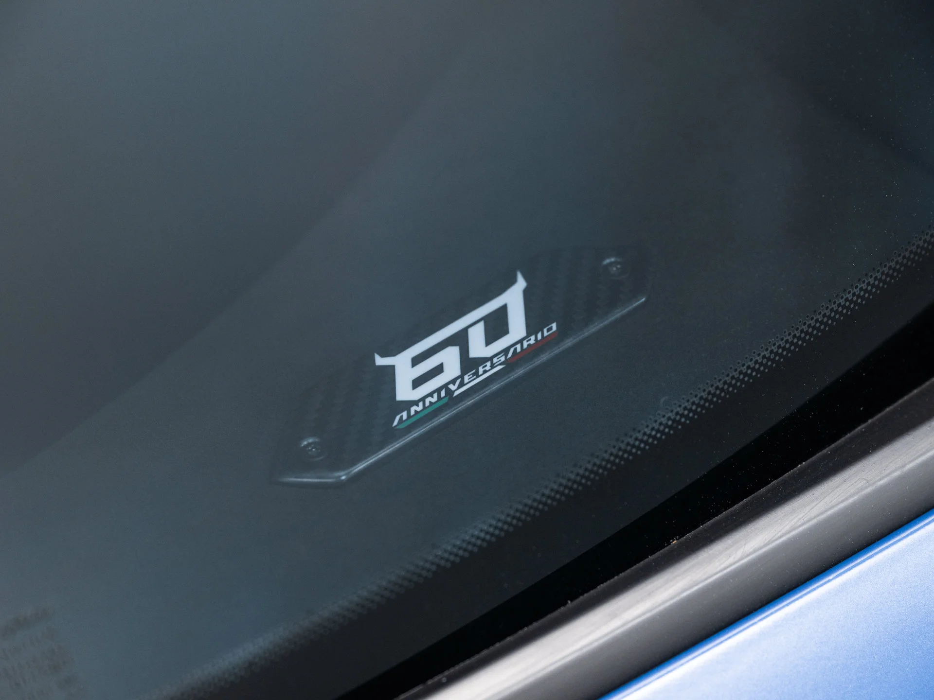 Used 2023 Blu Grifo Matte Lamborghini  image 29