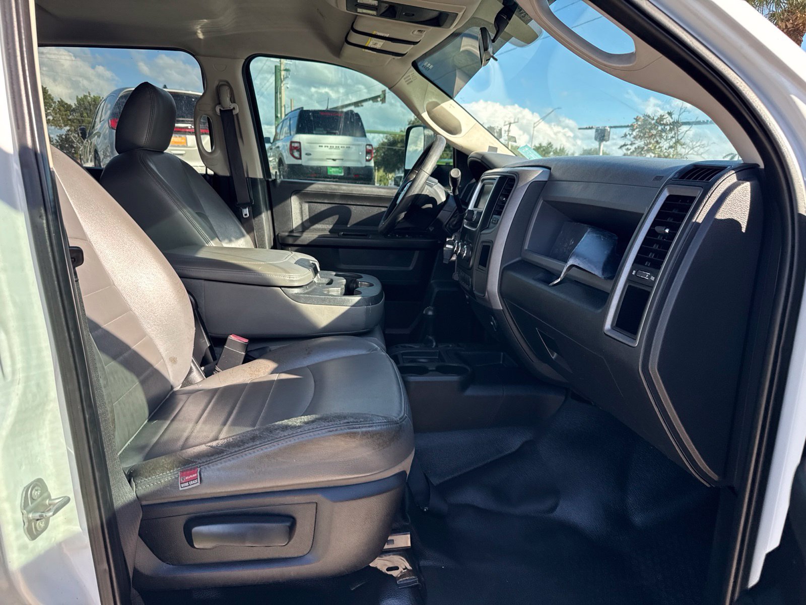 Used 2017 White Ram Tradesman image 36