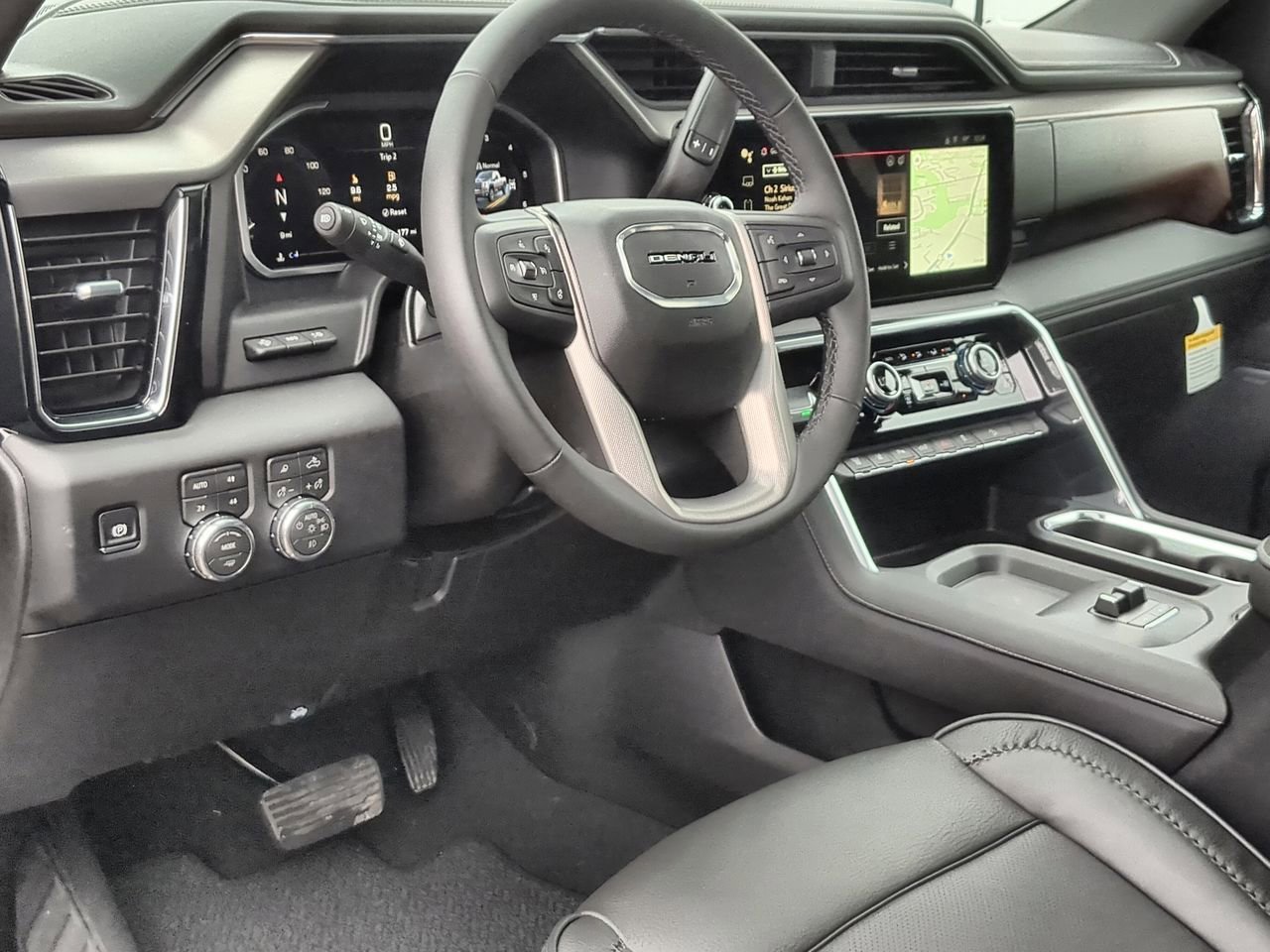 2026 GMC Sierra 2500HD Denali - Photo 10