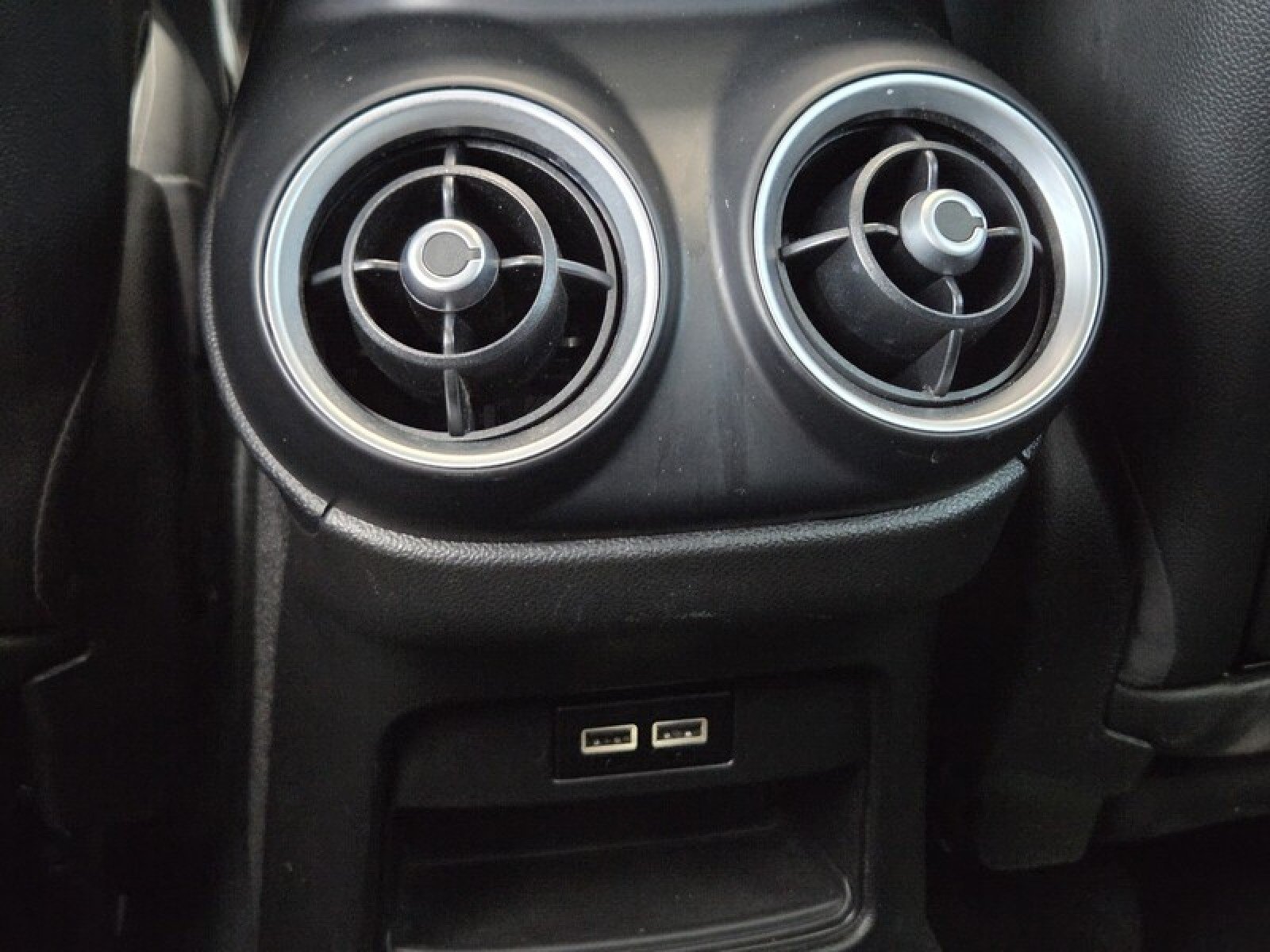 Used 2019 MISANO BLUE MET Alfa Romeo  image 15