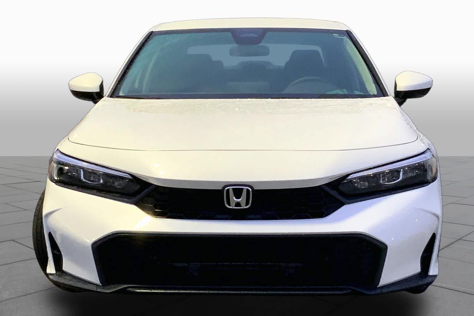 Used 2026 Platinum White Pearl Honda LX image 4