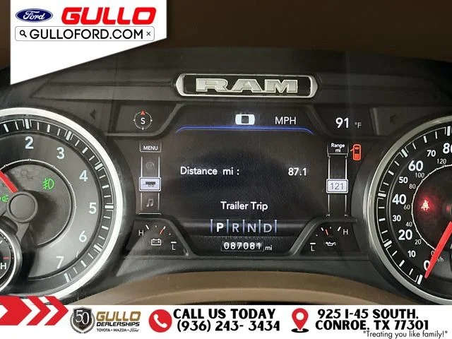 Certified Used 2021 Granite Crystal Clearcoat Metallic Ram Laramie image 26