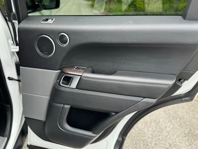 Used 2018 Fuji White Land Rover HSE image 15