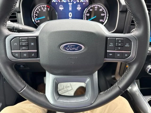 Used 2023 Silver Ford XLT image 32