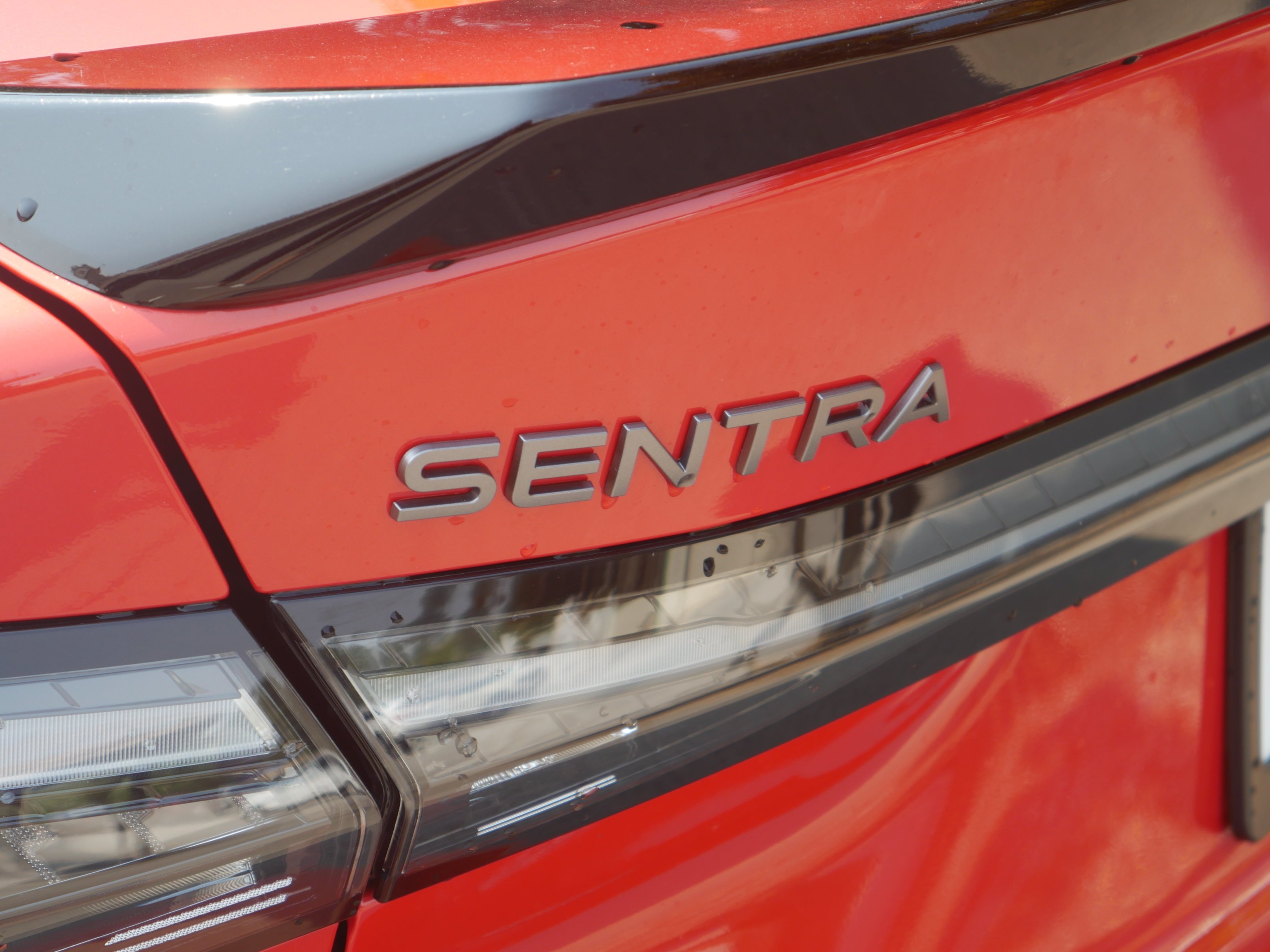New 2026 Energetic Ember / Super Black Two-tone Nissan SR image 18