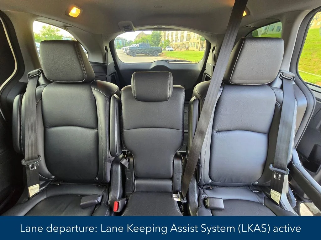 Used 2024 White Honda Touring image 13