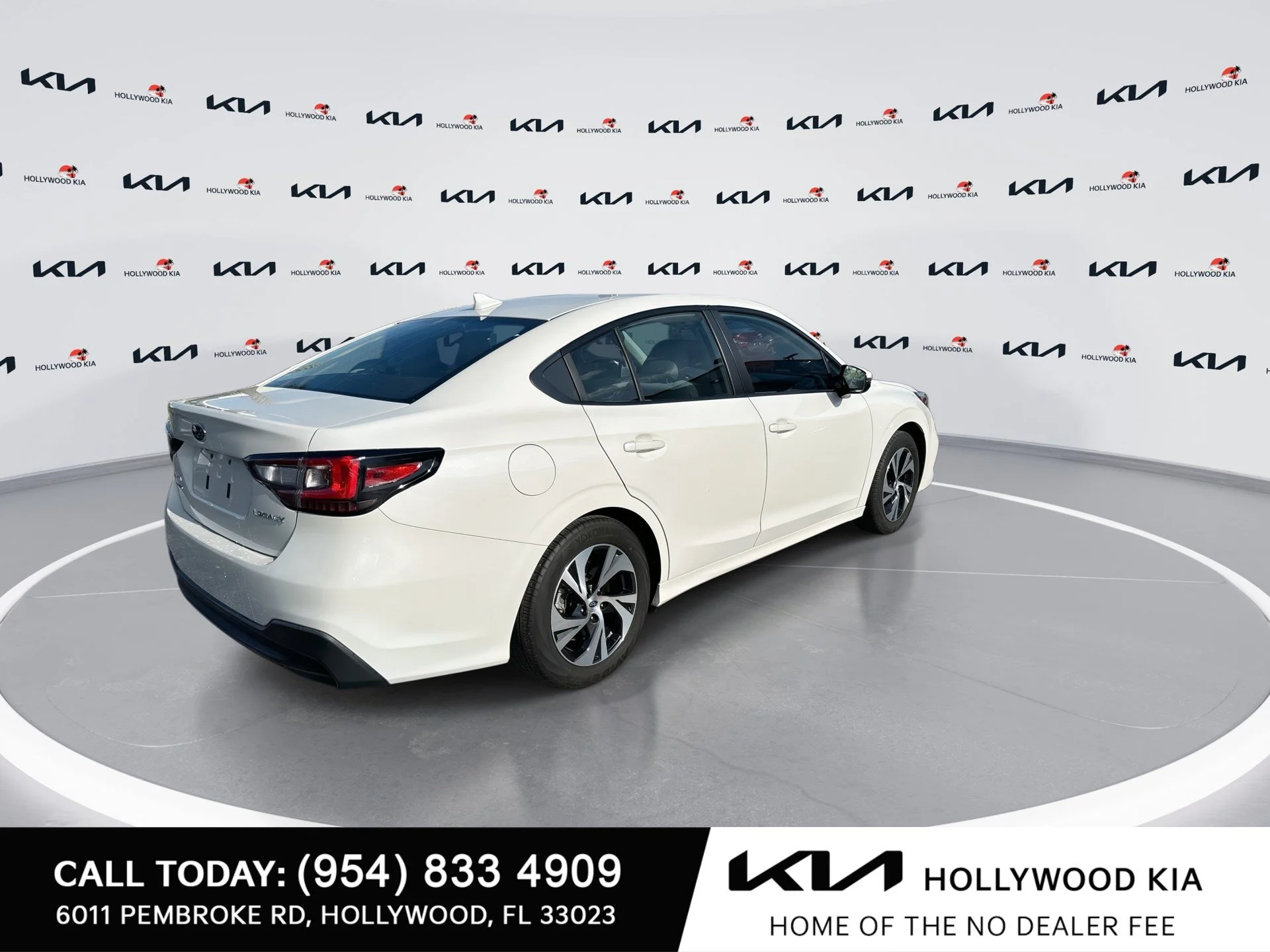 Used 2024 Crystal White Pearl Subaru Premium image 8