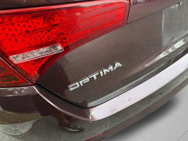 Used 2012 Red Kia EX image 20