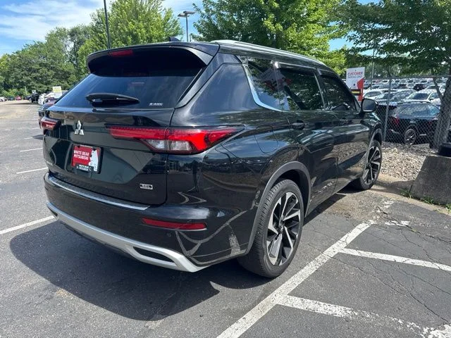 Certified Used 2022 Black Diamond Mitsubishi SEL image 2