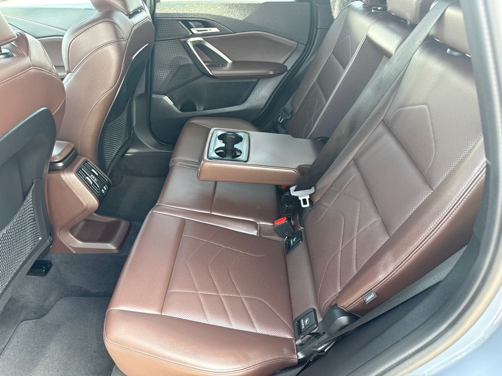 Used 2023 Gray BMW xDrive28i image 18
