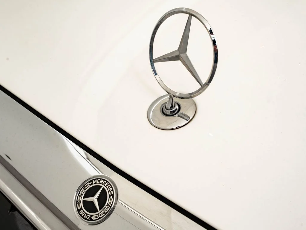 Used 2018 White Mercedes-Benz E 400 image 17
