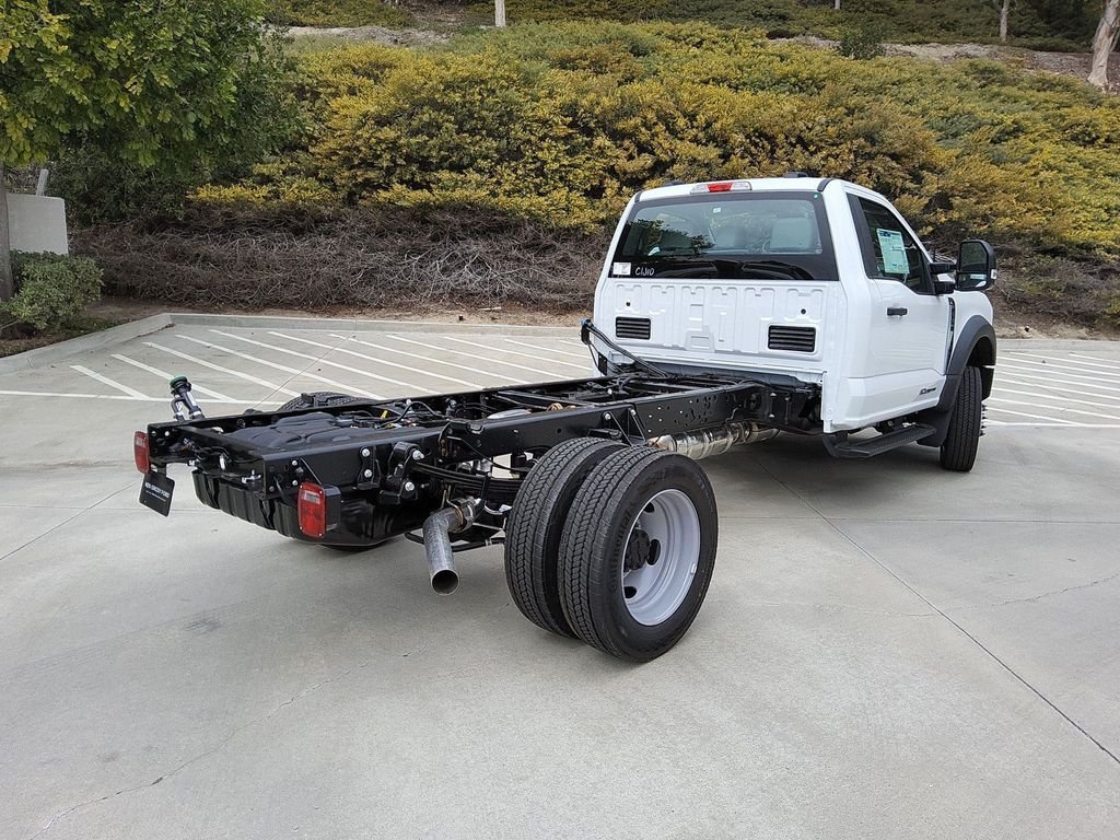 2025 Ford F-550 Super Duty Chassis Cab XL - Photo 28