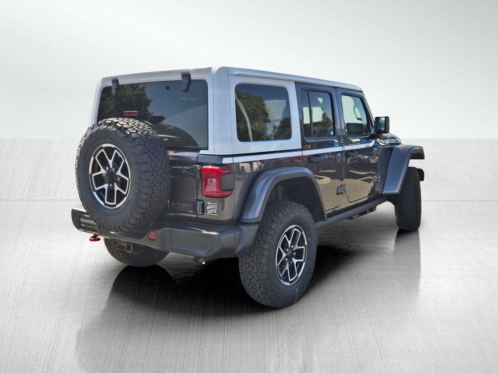 New 2026 Granite Crystal Metallic Clear-Coat Exterior Paint Jeep Rubicon image 4