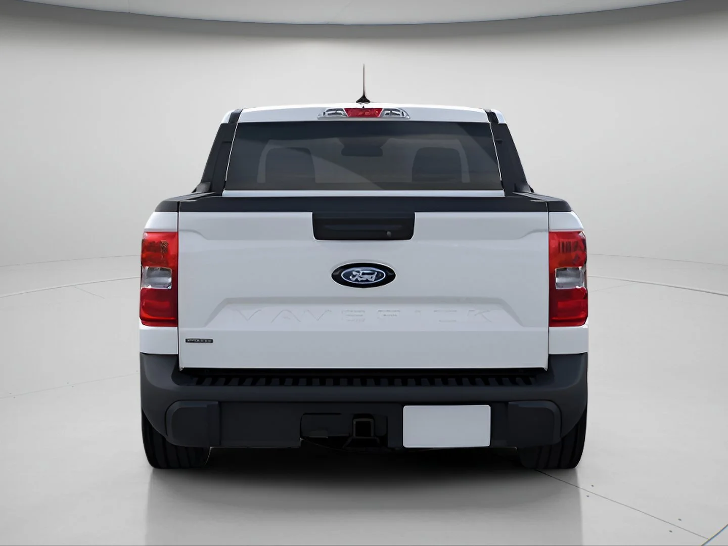 New 2026 Oxford White Ford XLT image 5