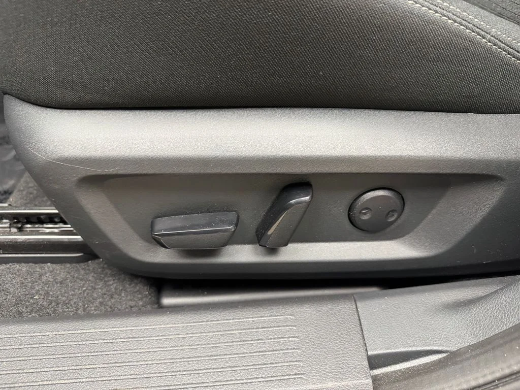 Certified Used 2023 Gun Metallic Nissan SV image 11