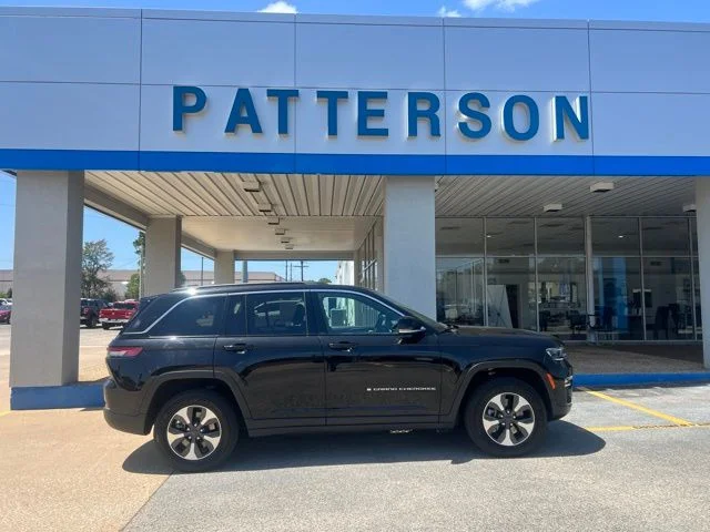 Used 2024 Black Jeep 4xe image 1
