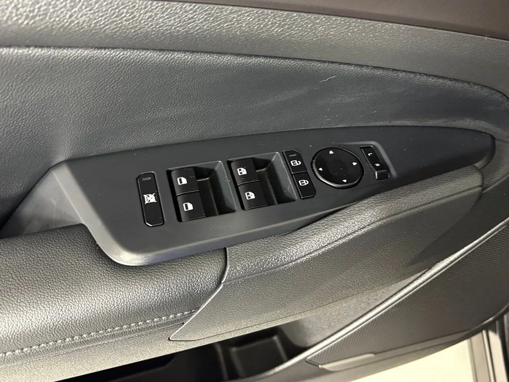 New 2026 Gray Kia EX image 15