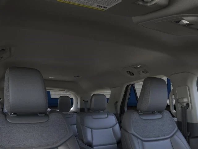 New 2026 Star White Metallic Tri-Coat Ford Active image 22