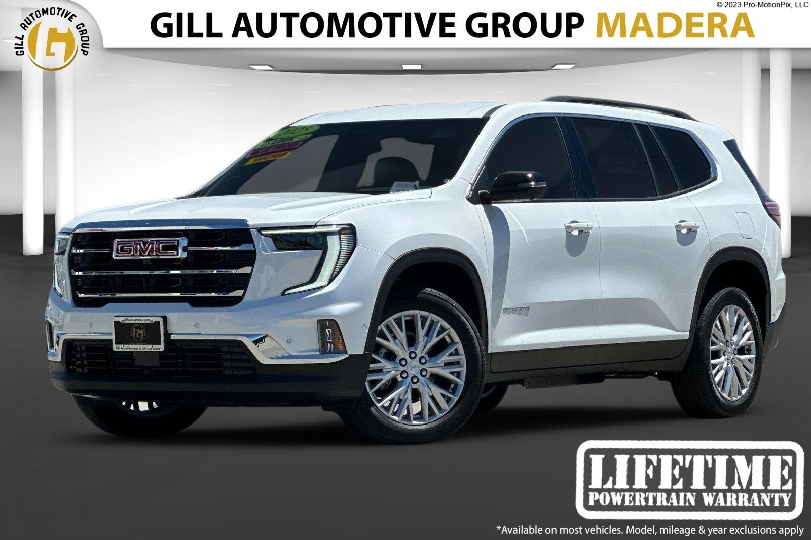 2025 GMC Acadia Elevation