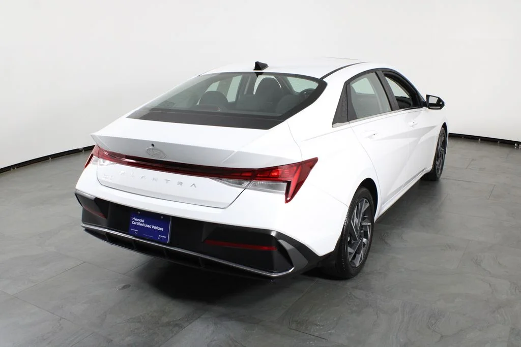 2024 Hyundai Elantra