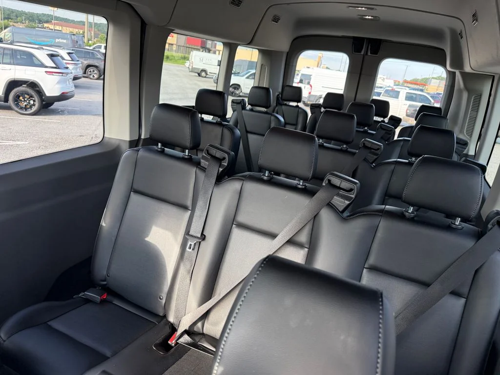 Used 2025 White Ford XL image 17