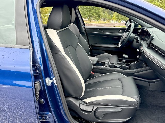 Used 2025 Blue Kia GT-Line image 25