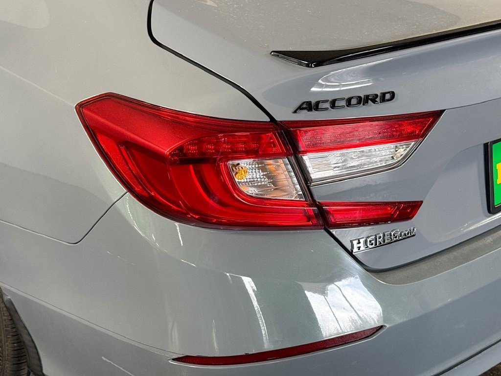 Used 2021 Lunar Silver Metallic Honda Sport image 32