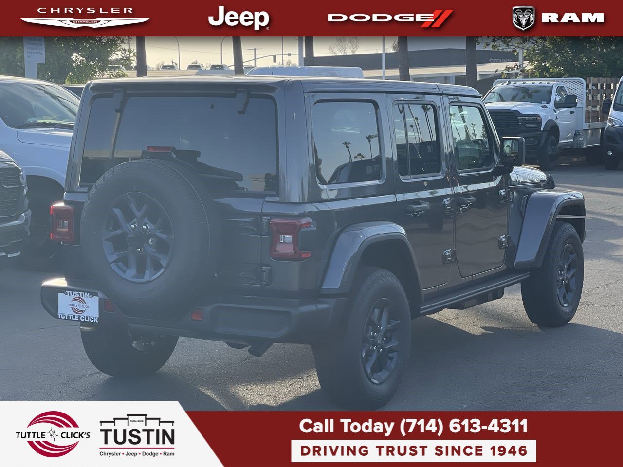 New 2026 Granite Crystal Metallic Clearcoat Jeep 85th Anniversary image 6