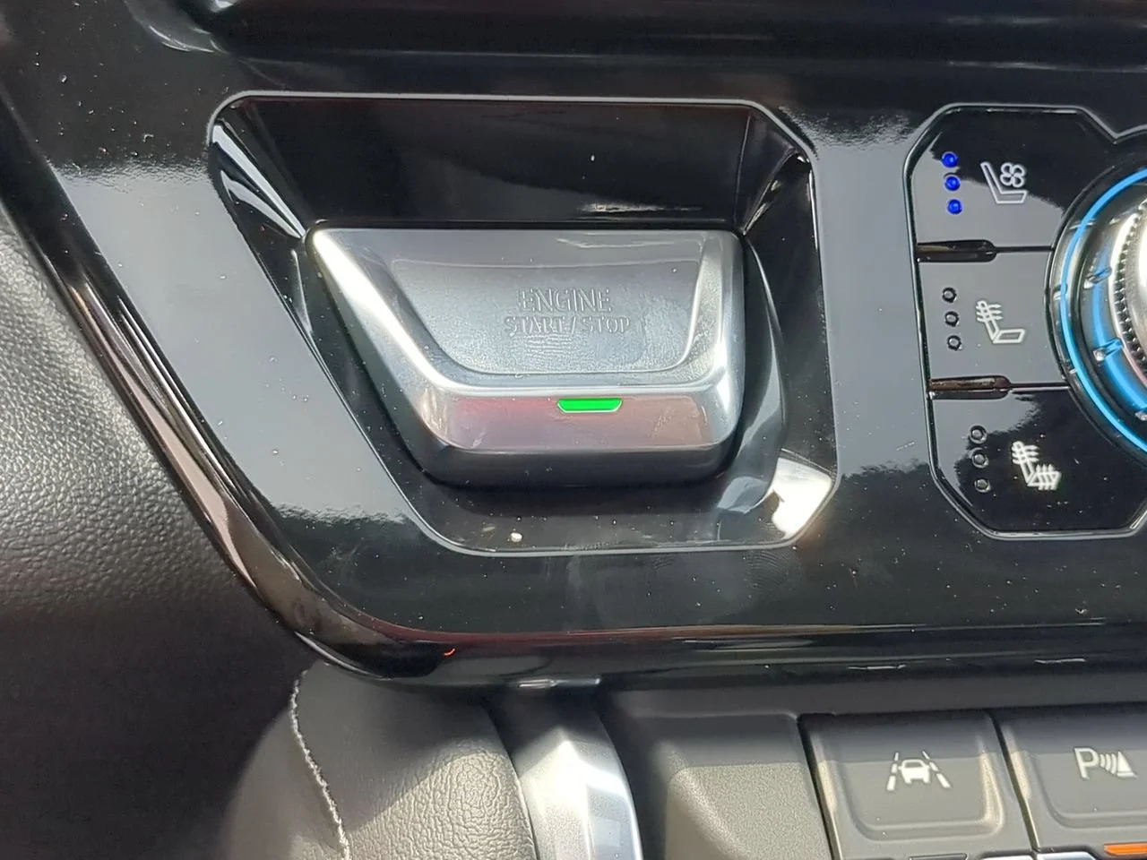 2026 GMC Sierra 1500 Denali - Photo 17