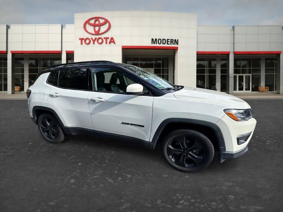 Used 2020 White Clearcoat Jeep Altitude image 14