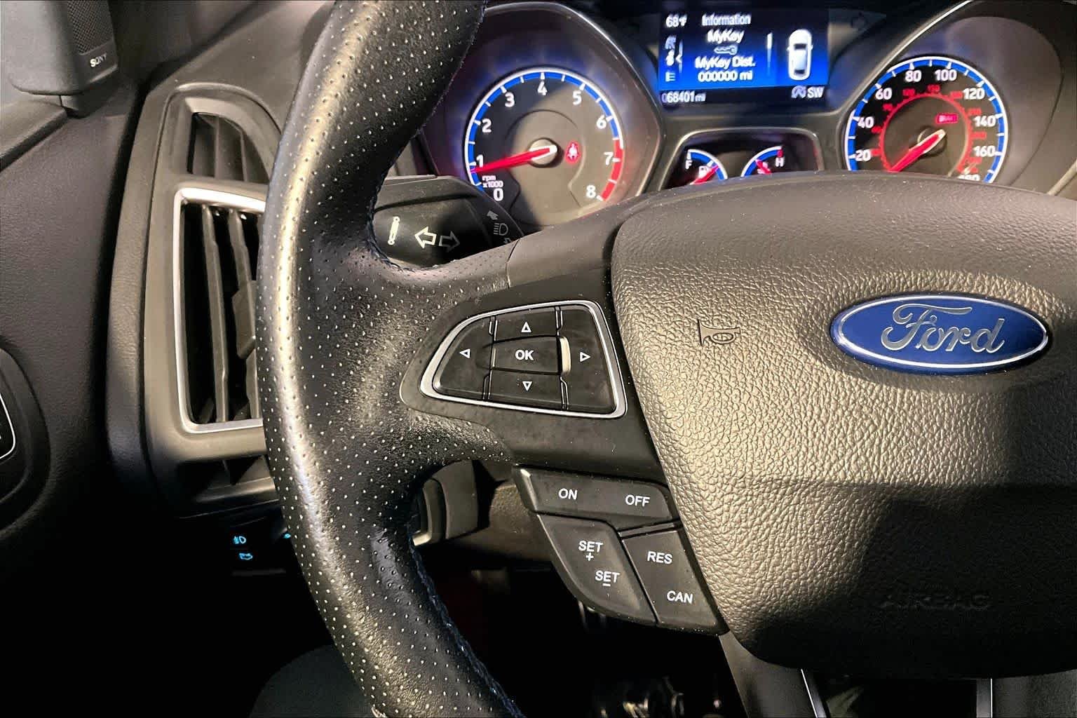 Used 2017 Shadow Black Ford RS image 24