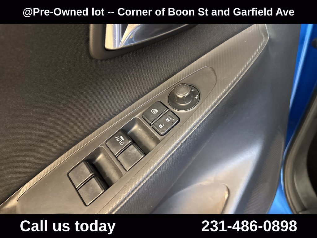Used 2016 Blue Scion Base image 16