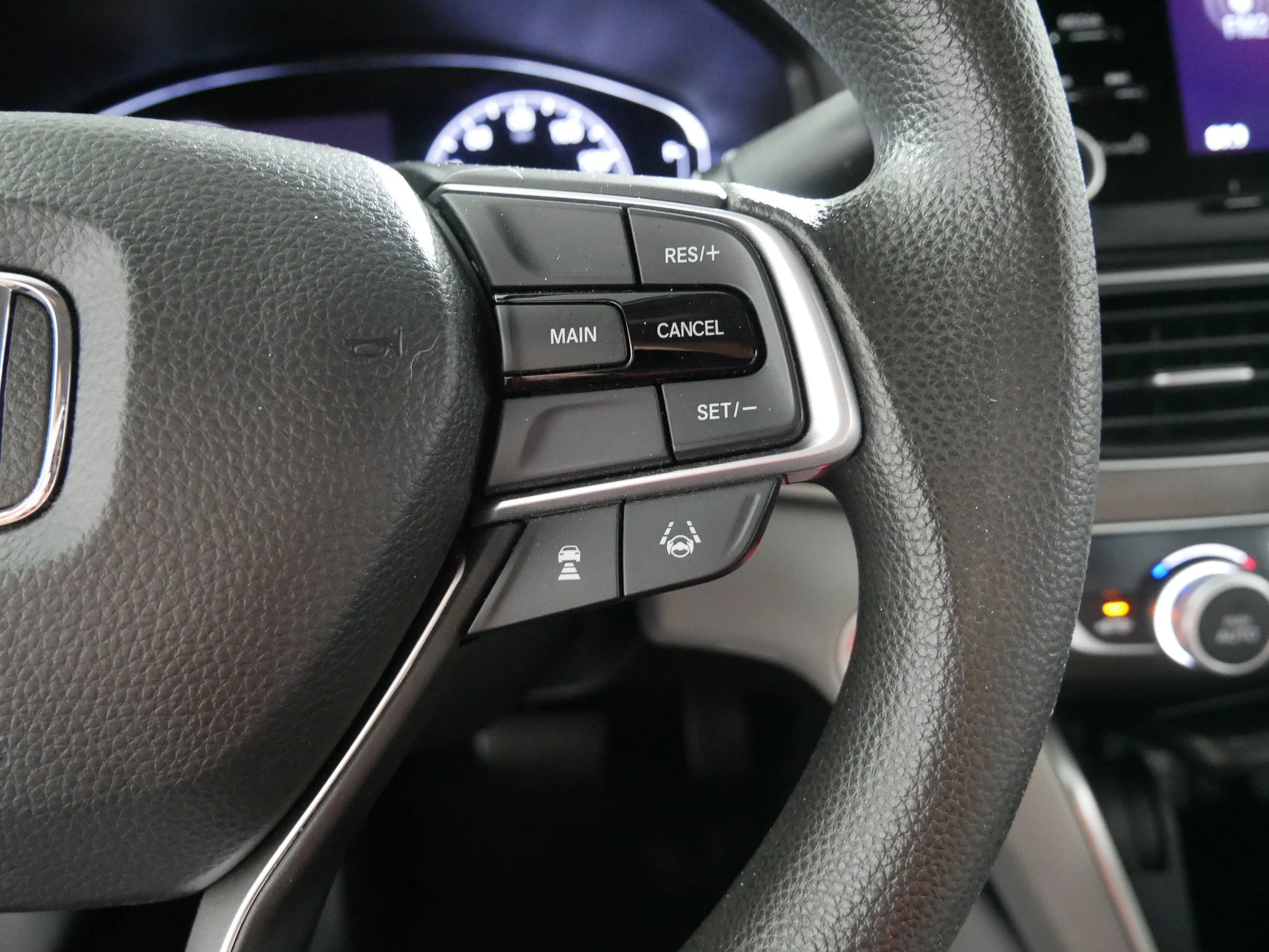 Used 2019 Obsidian Blue Pearl Honda LX 1.5T image 28