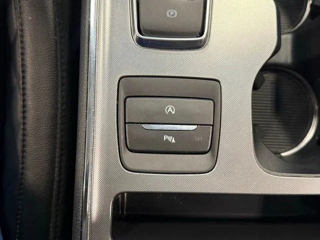 Used 2024 White Ford Titanium image 30