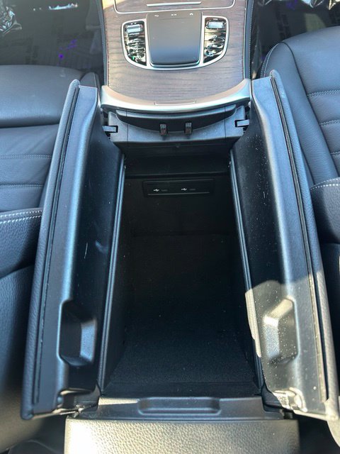 Used 2020 Gray Mercedes-Benz GLC 300 image 40