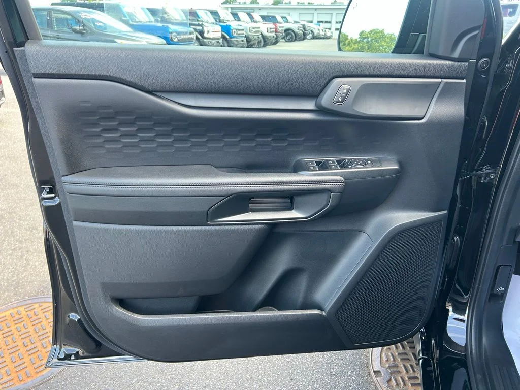 New 2026 Shadow Black Ford XLT image 10