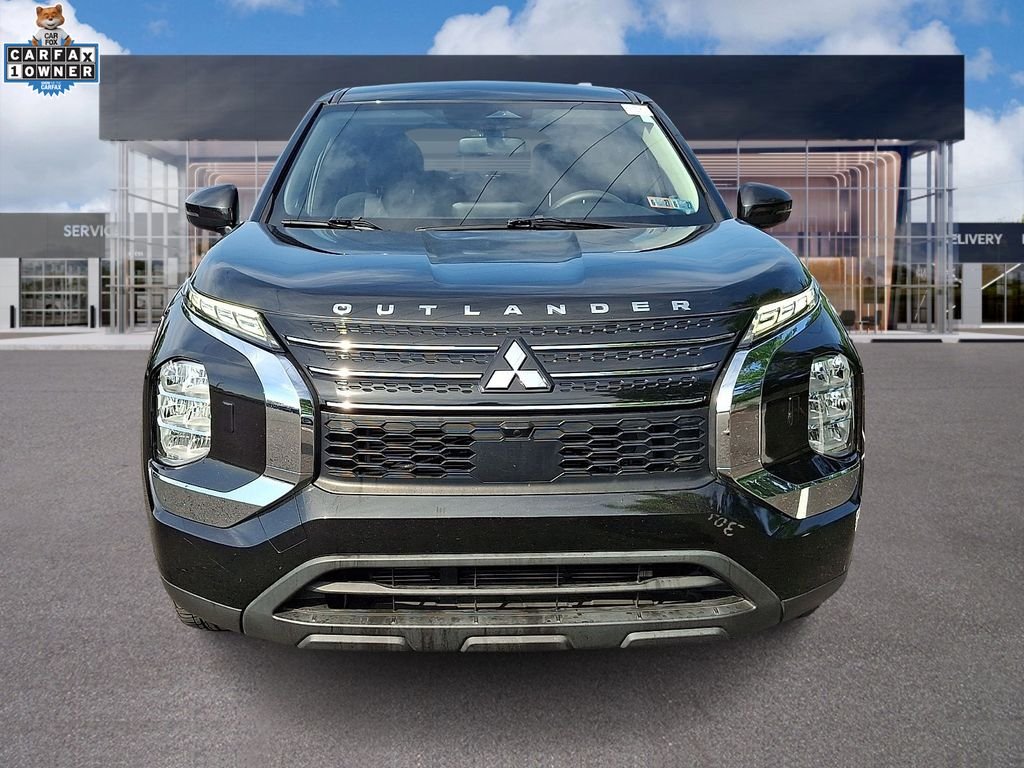 Used 2022 Black Mitsubishi ES image 2