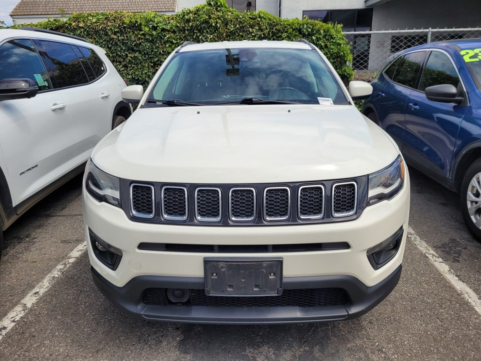 2017 Jeep New Compass Latitude photo 2