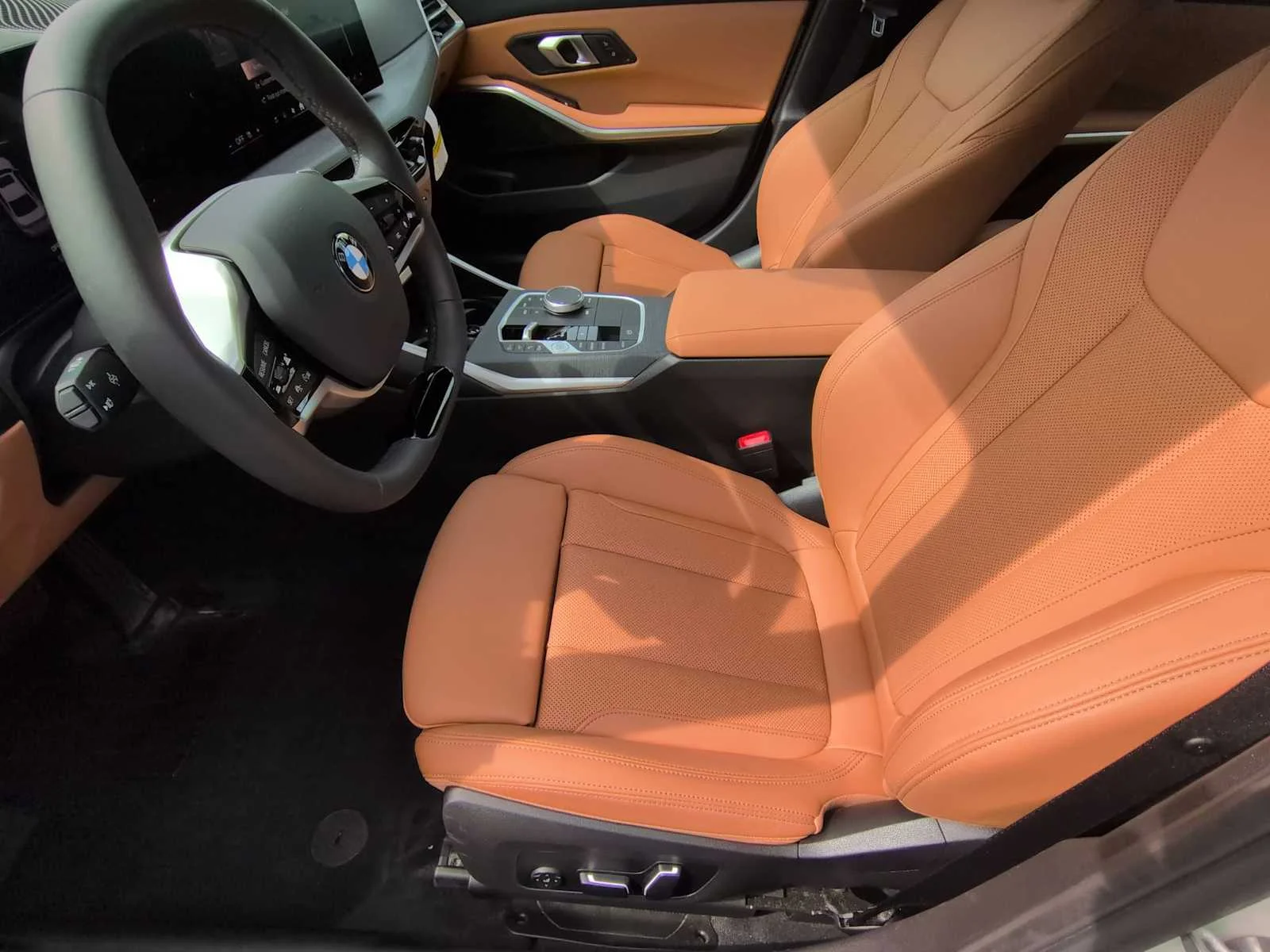 New 2025 Alpine White BMW 330i xDrive image 15