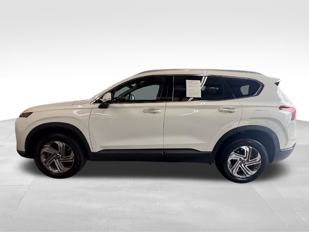 Used 2023 White Hyundai SEL image 2