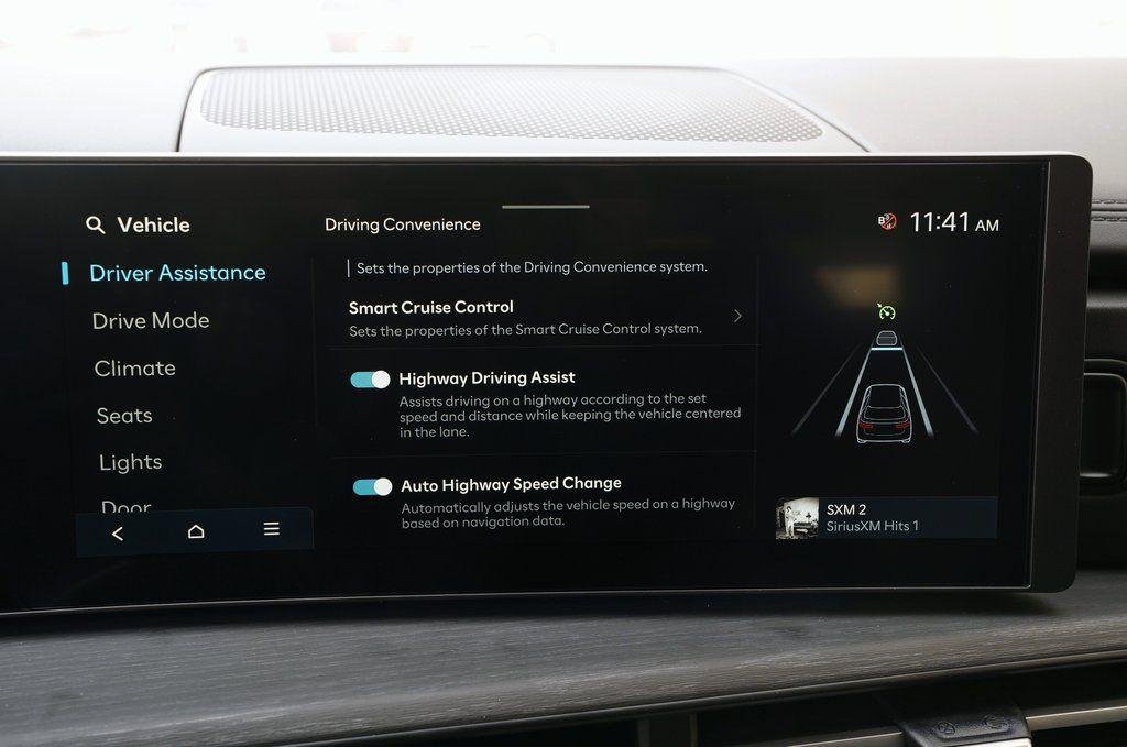 New 2026 Phantom Black Hyundai Limited image 18